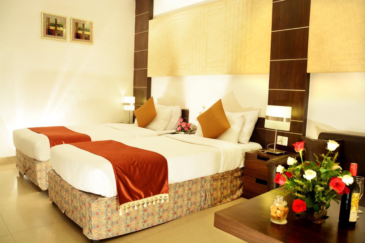 The New Marrion Hotel Bhubaneswar Exterior foto